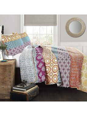 Bohemian Stripe Reversible Cotton Quilt Set, 3 Piece Full/Queen Bedding, Fuchsia